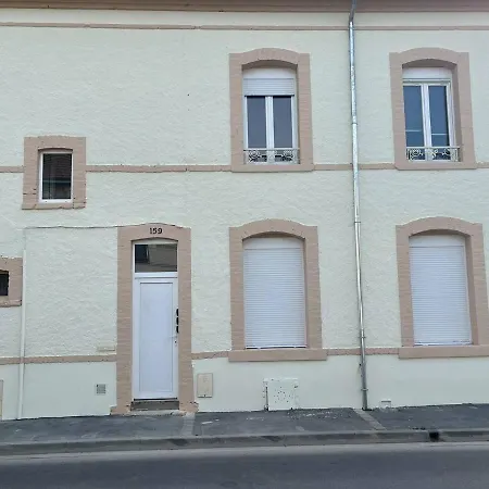 Courcelles 159 1 *